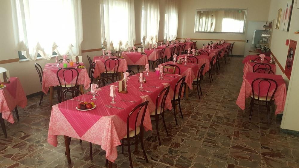 Hotel Venere Rimini Ngoại thất bức ảnh