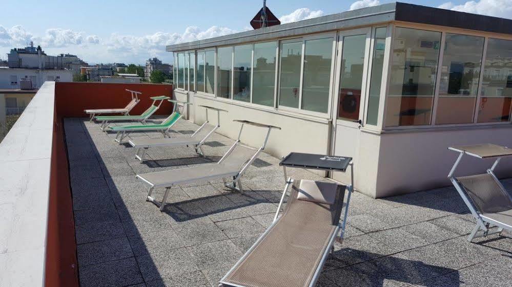 Hotel Venere Rimini Ngoại thất bức ảnh